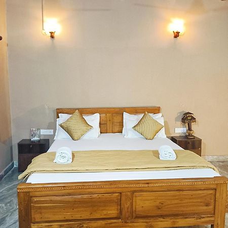 Sadhna Sadan Homestay Panna Madla Eksteriør billede