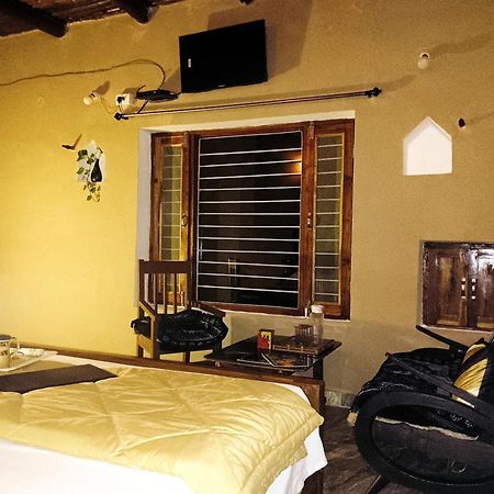 Sadhna Sadan Homestay Panna Madla Eksteriør billede