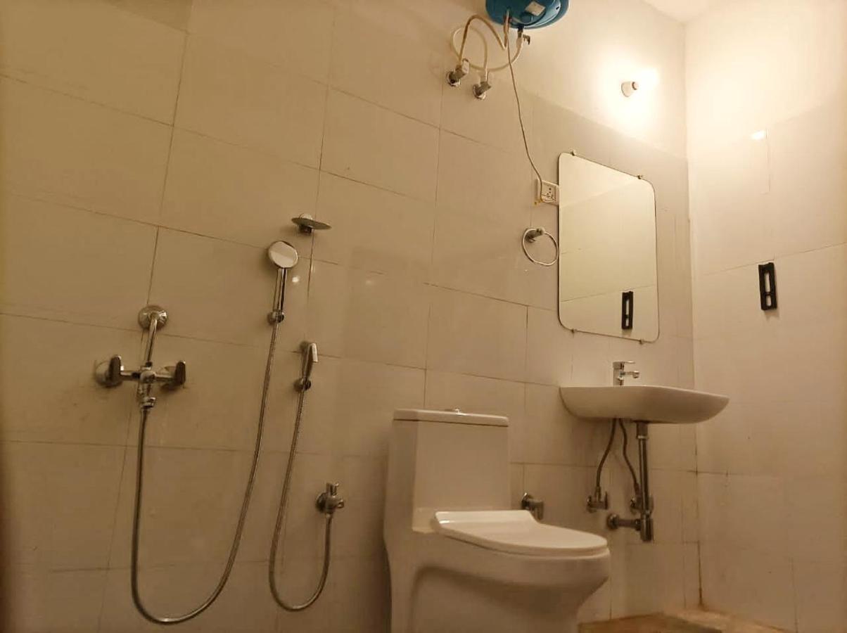 Sadhna Sadan Homestay Panna Madla Eksteriør billede