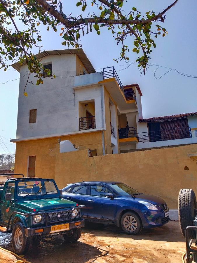 Sadhna Sadan Homestay Panna Madla Eksteriør billede