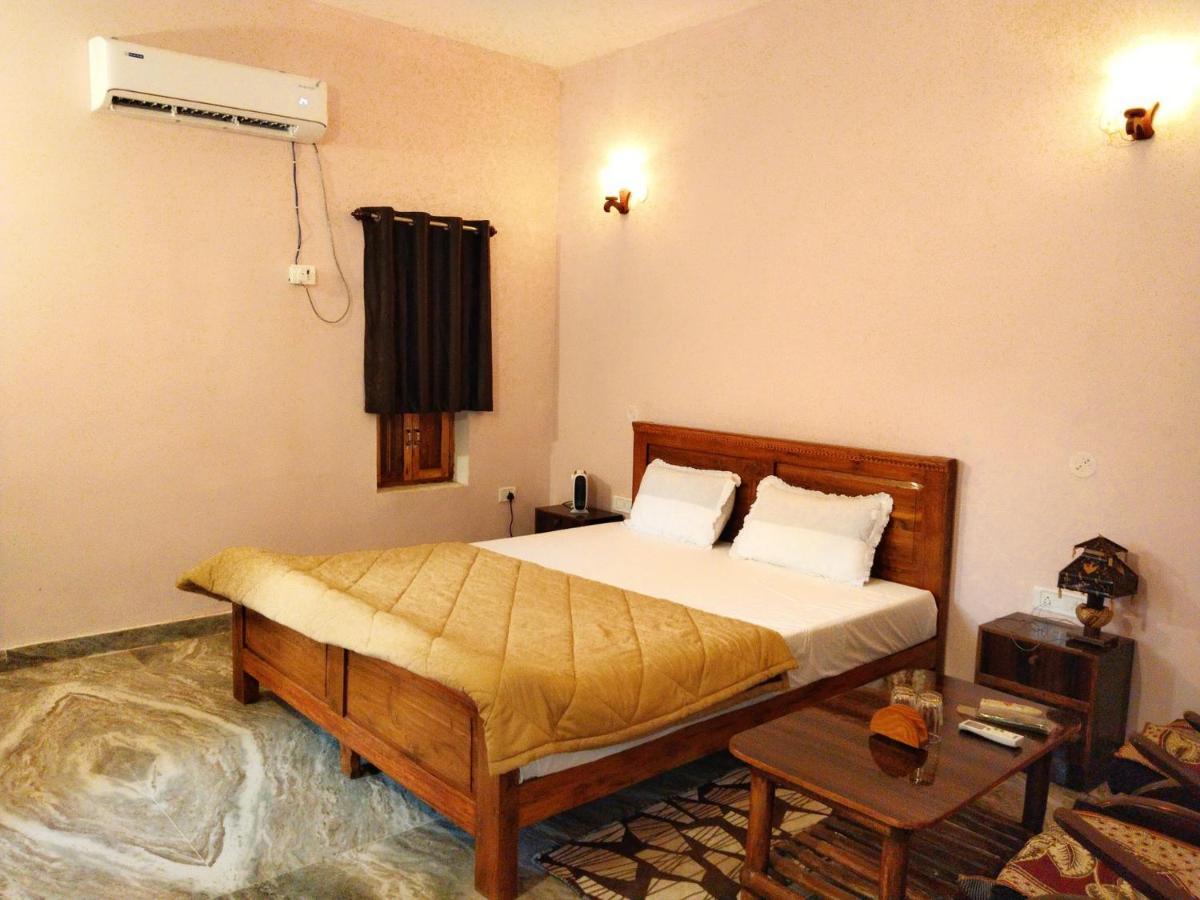 Sadhna Sadan Homestay Panna Madla Eksteriør billede
