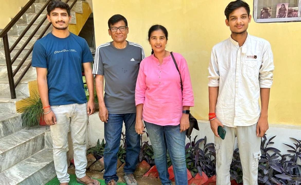 Sadhna Sadan Homestay Panna Madla Eksteriør billede